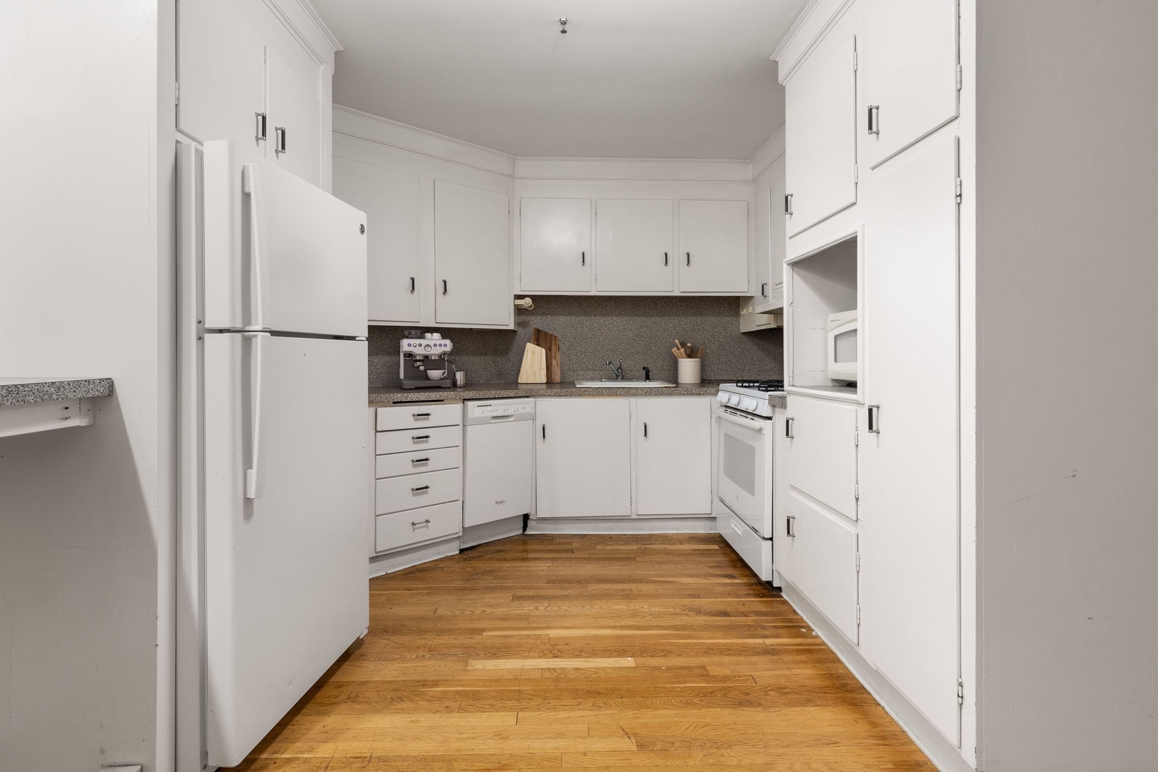 290 Commonwealth Ave # L Property Photo 2