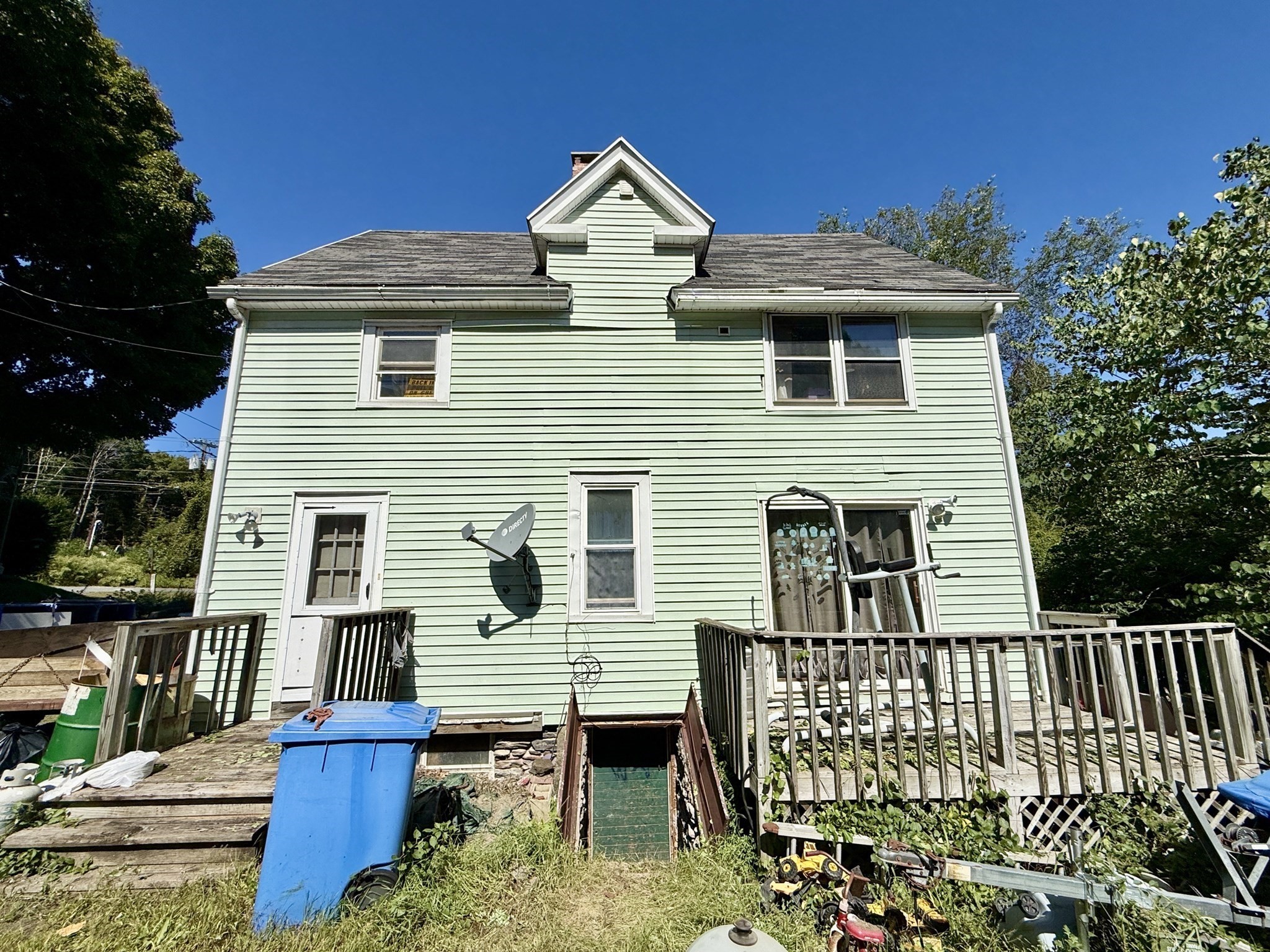 20 Bridge St Property Photo 3