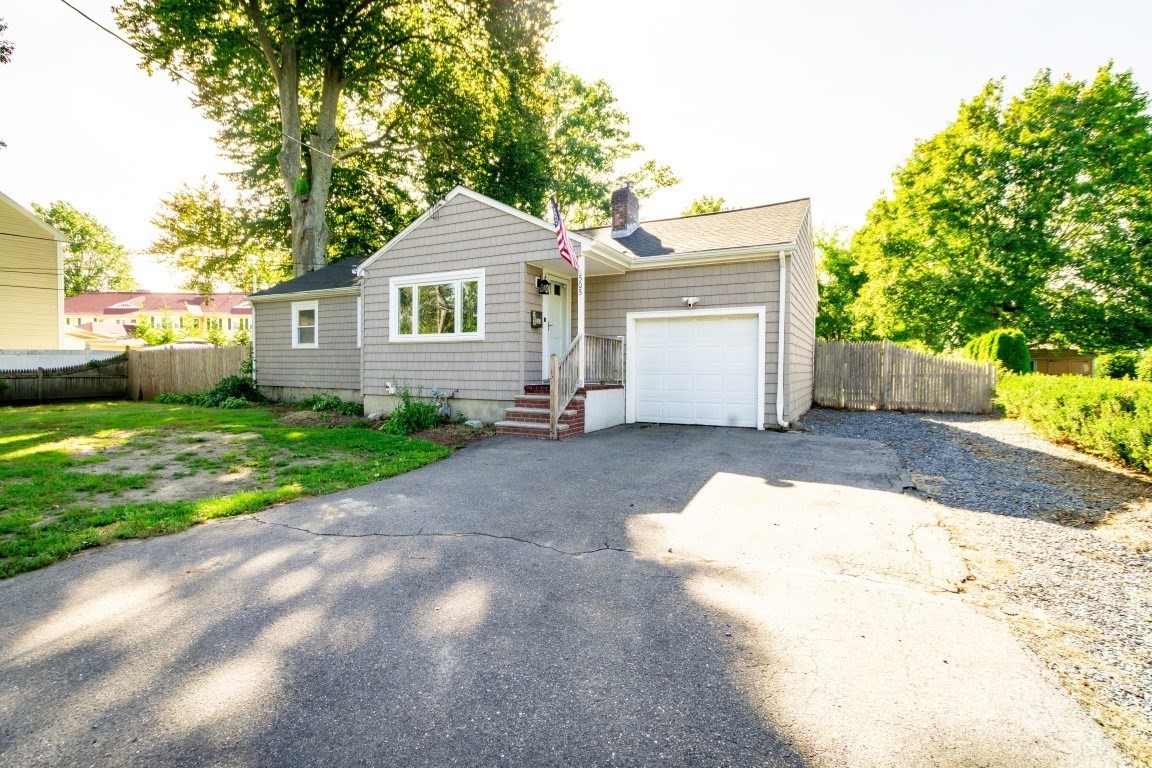 505 Winter Street Property Photo 1