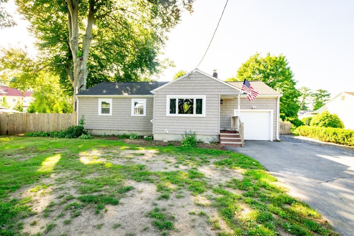 505 Winter Street Property Photo 3