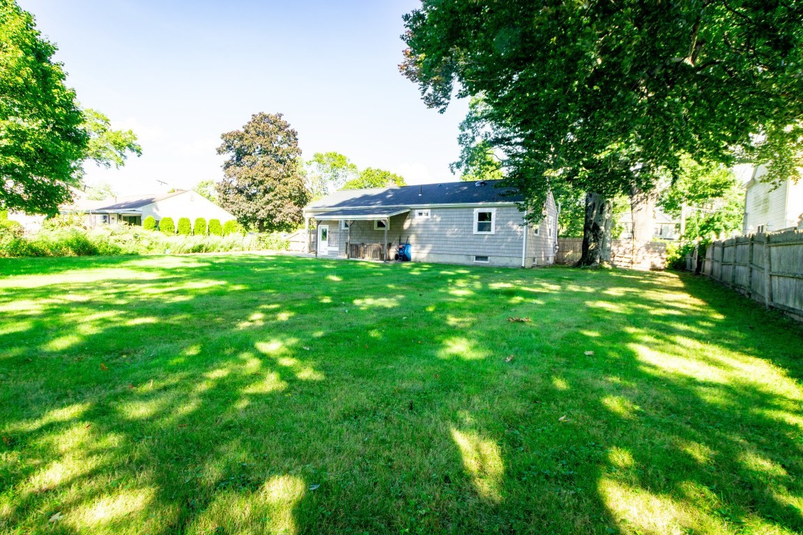 505 Winter Street Property Photo 6