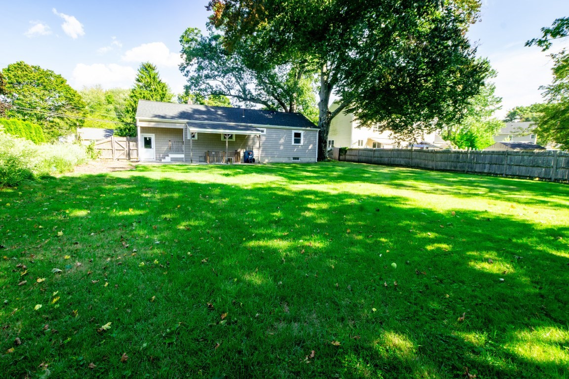 505 Winter Street Property Photo 7