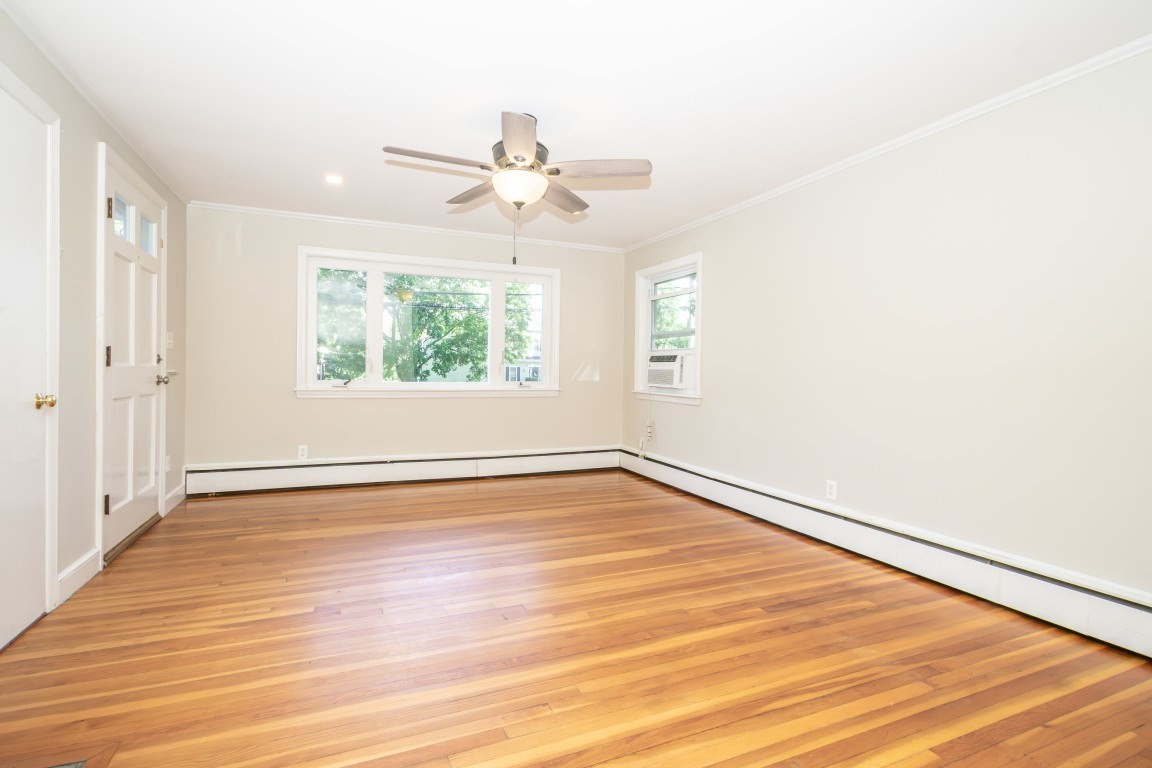505 Winter Street Property Photo 12