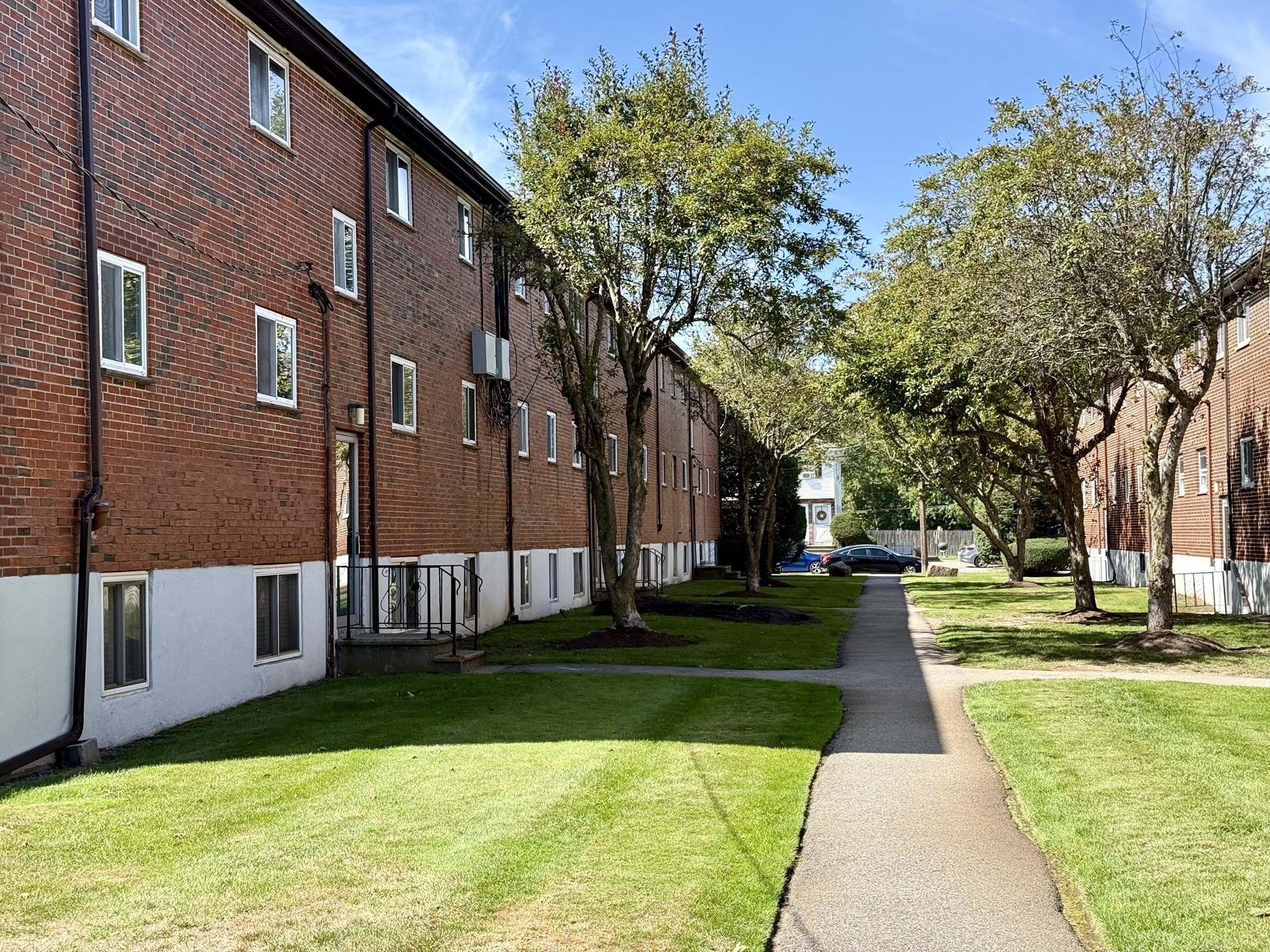 40 Bryon St # 4 Property Photo 1