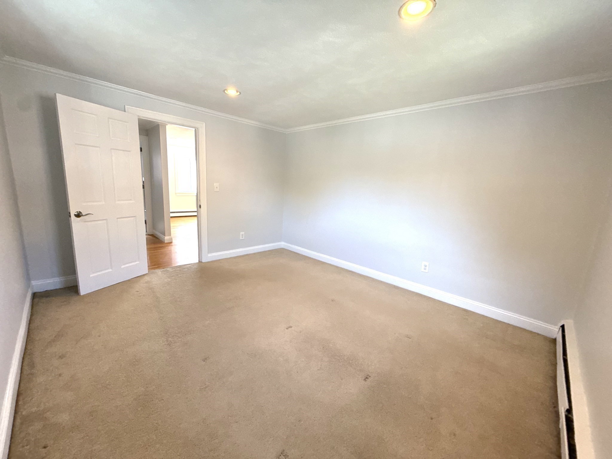 40 Bryon Rd # 4 Property Photo 12