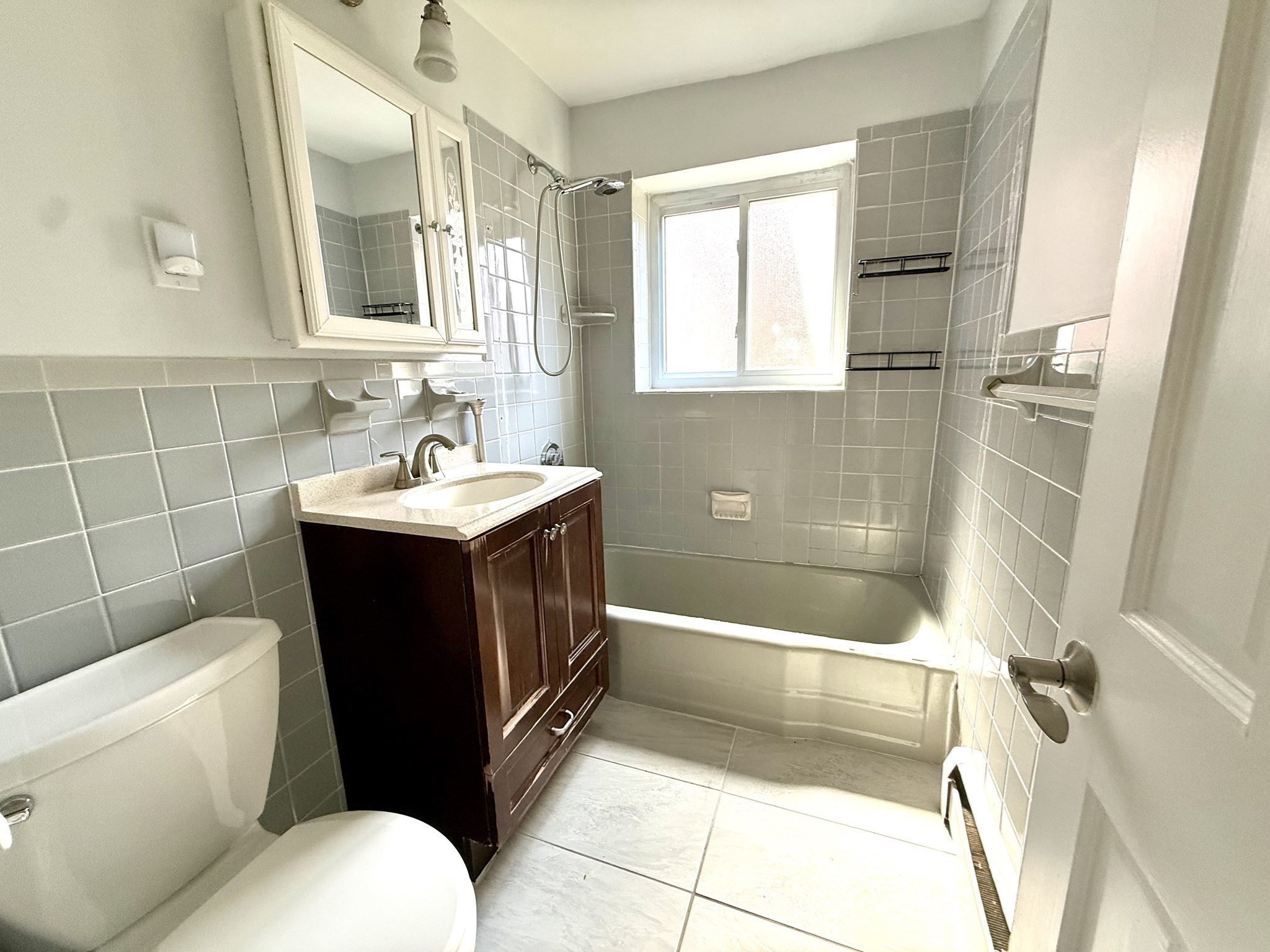 40 Bryon Rd # 4 Property Photo 13