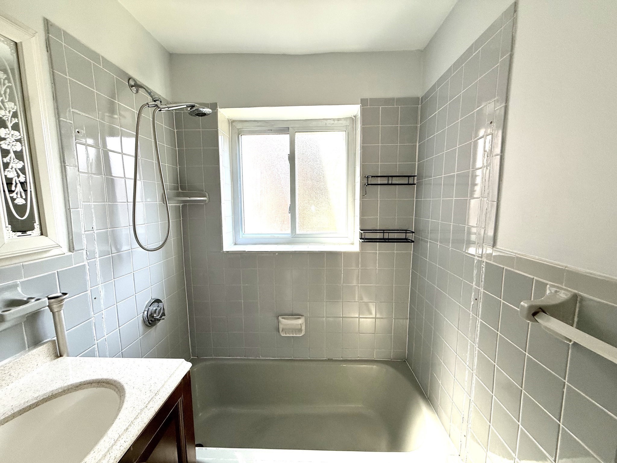 40 Bryon Rd # 4 Property Photo 14