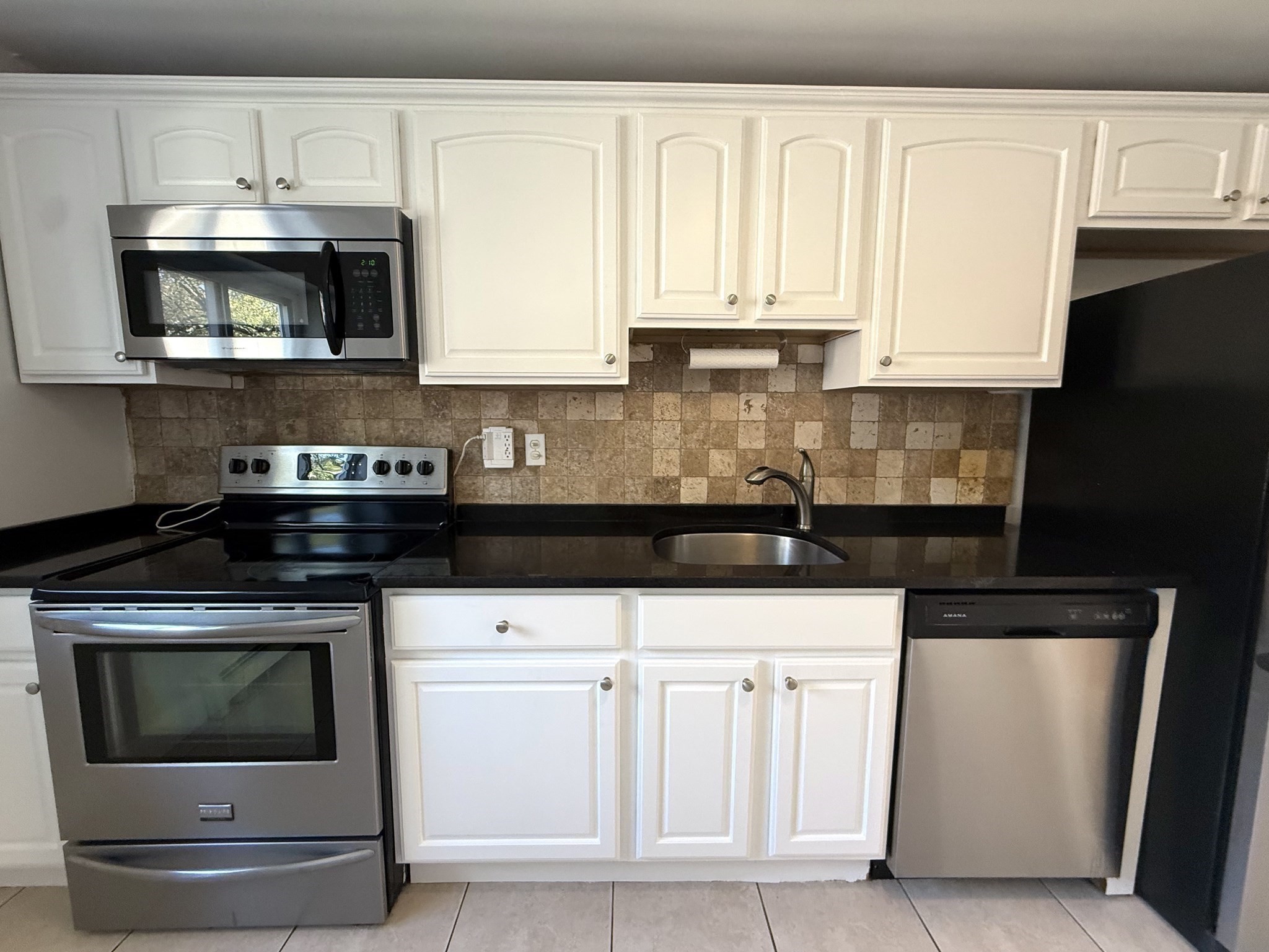 40 Bryon Rd # 4 Property Photo 15