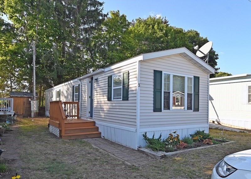 3 Sean Circle # 3 Property Photo 1