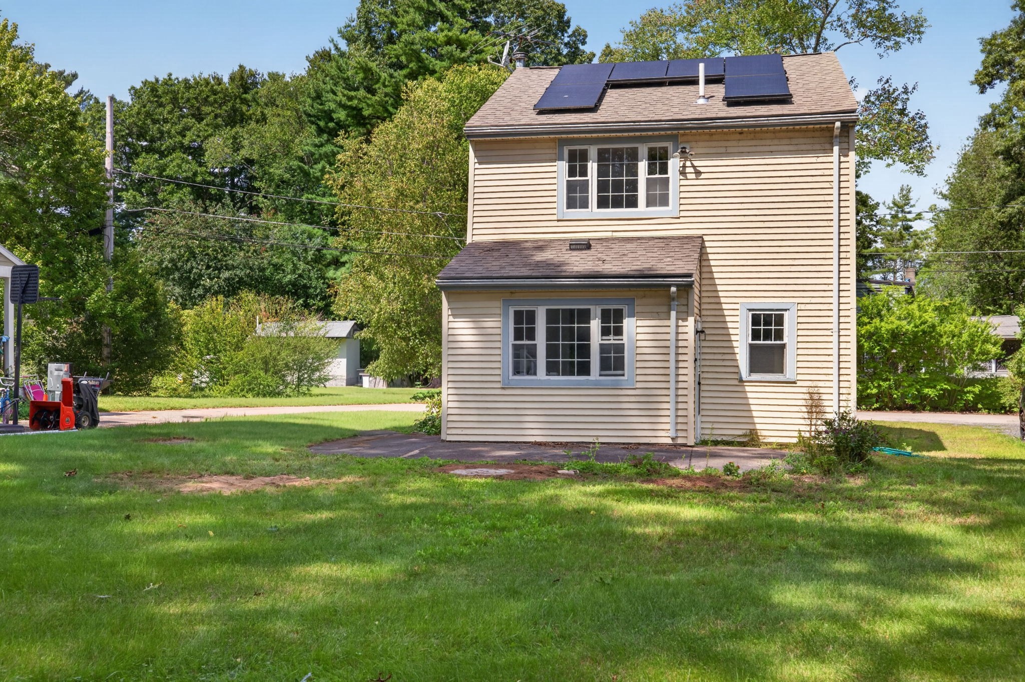 17 W Cedar Rd Property Photo 5