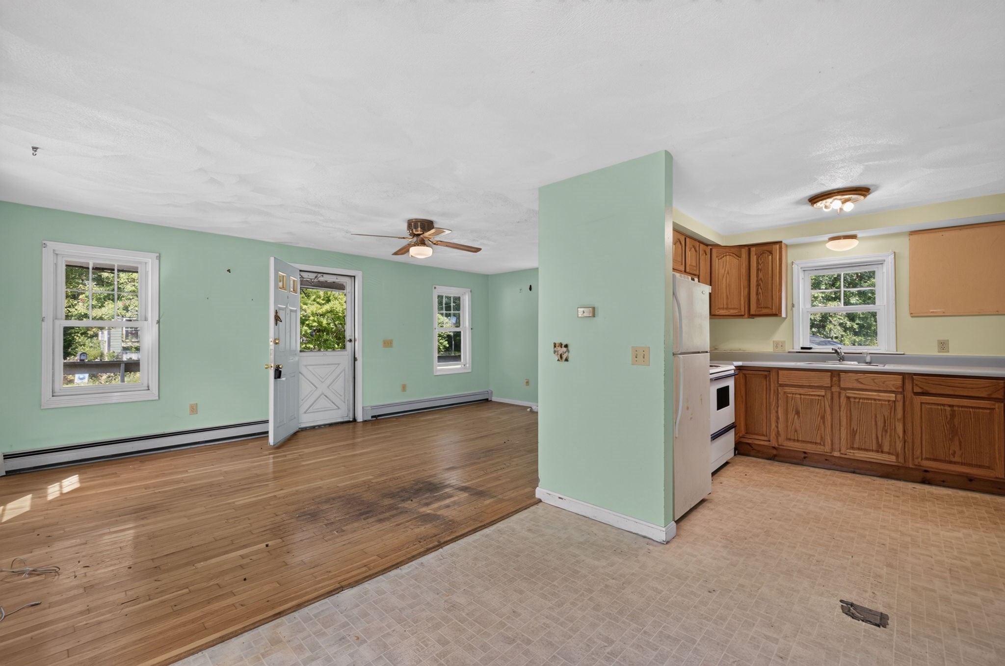 17 W Cedar Rd Property Photo 18