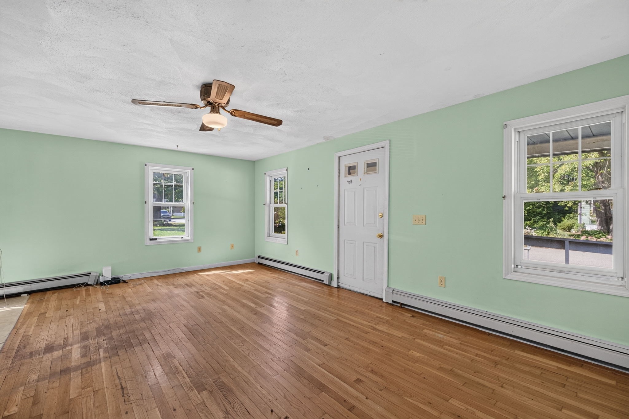 17 W Cedar Rd Property Photo 20