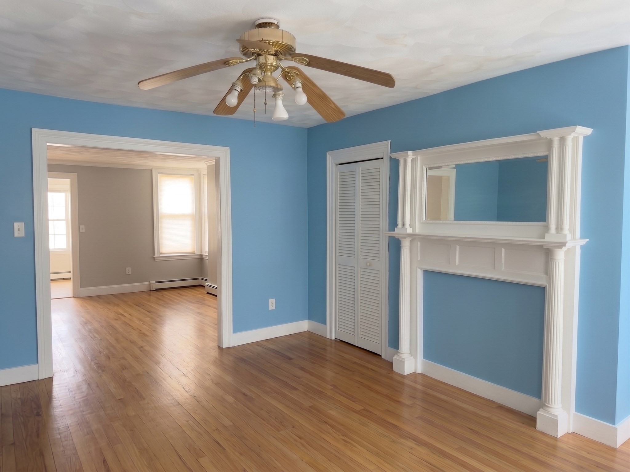 90 Princeton St Property Photo 5