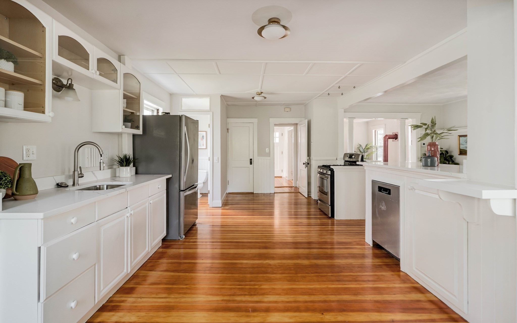 11 Grandview Street Property Photo 18
