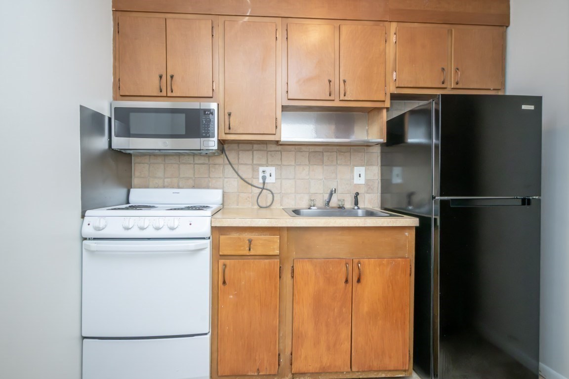 50 Green St # 207 Property Photo 7