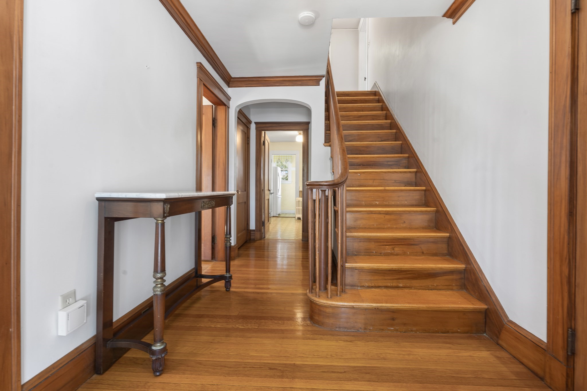 525 Lynn Fells Parkway Property Photo 6