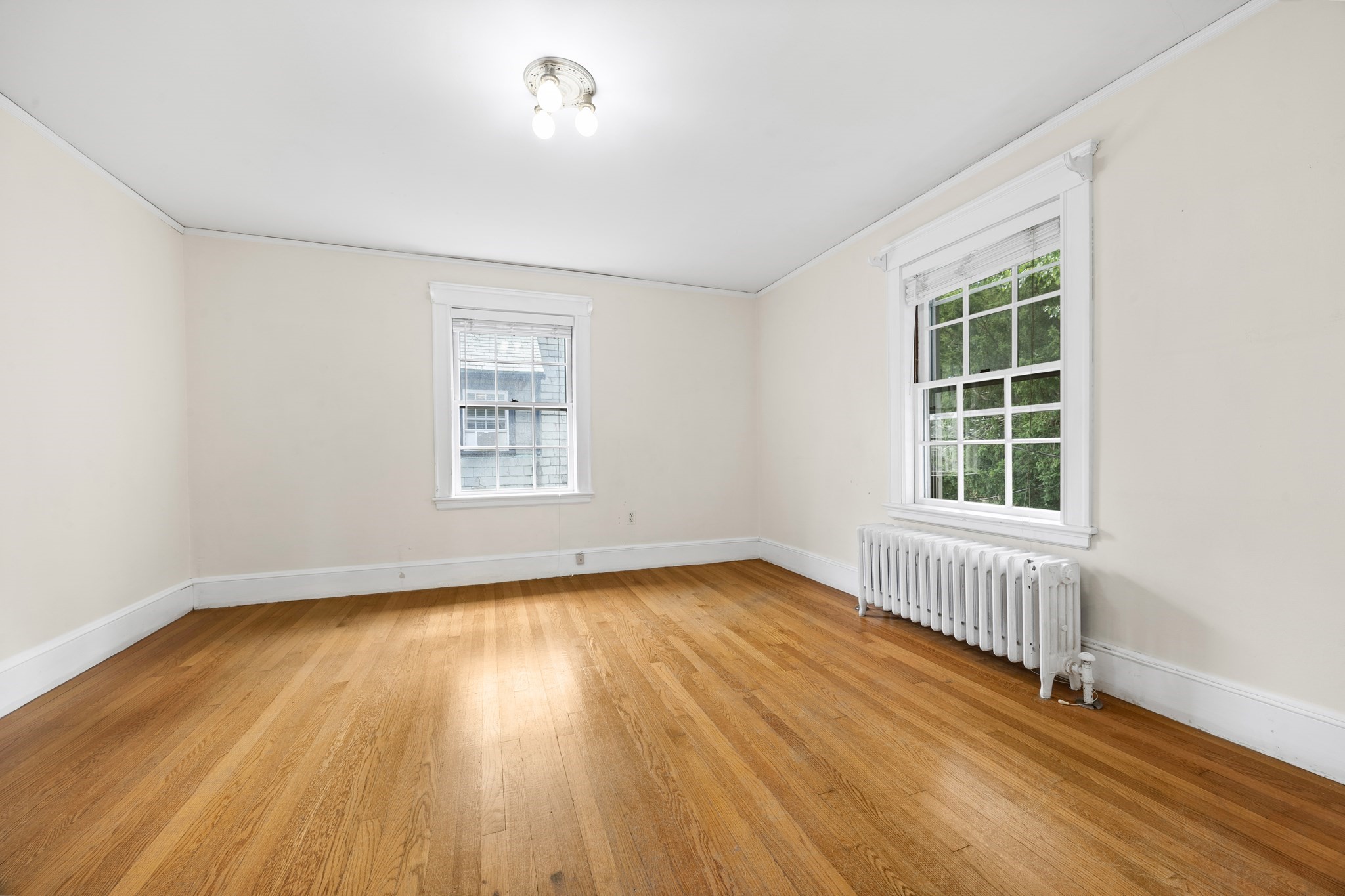 525 Lynn Fells Parkway Property Photo 27