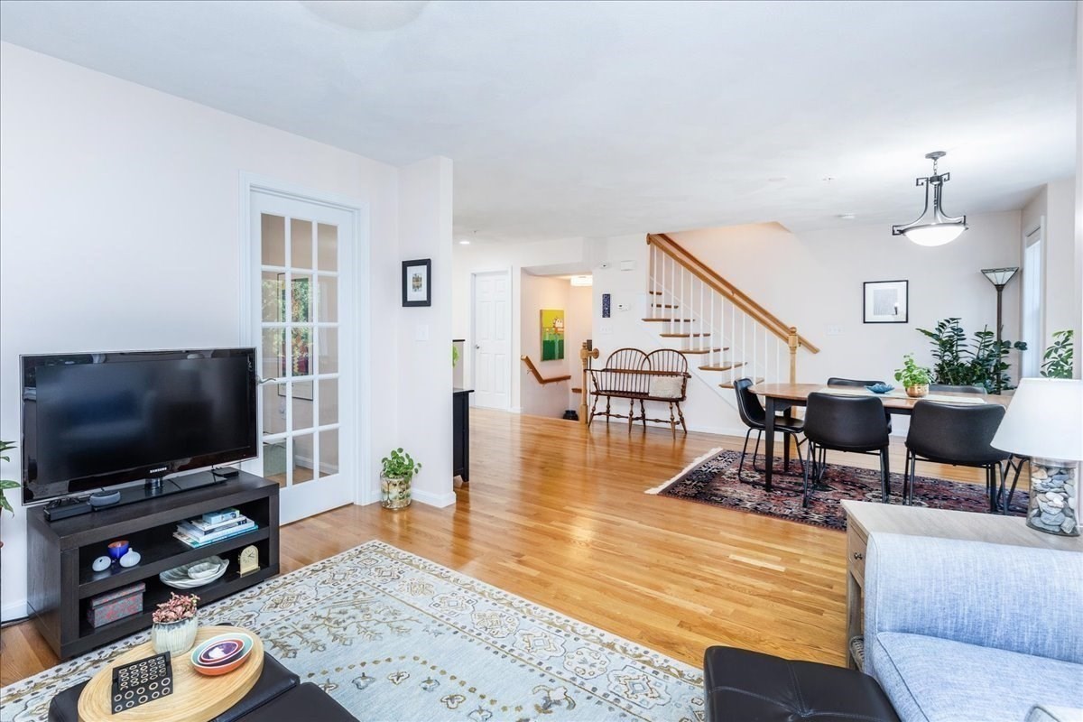 14-1/2 Roundy St # 4 Property Photo 5