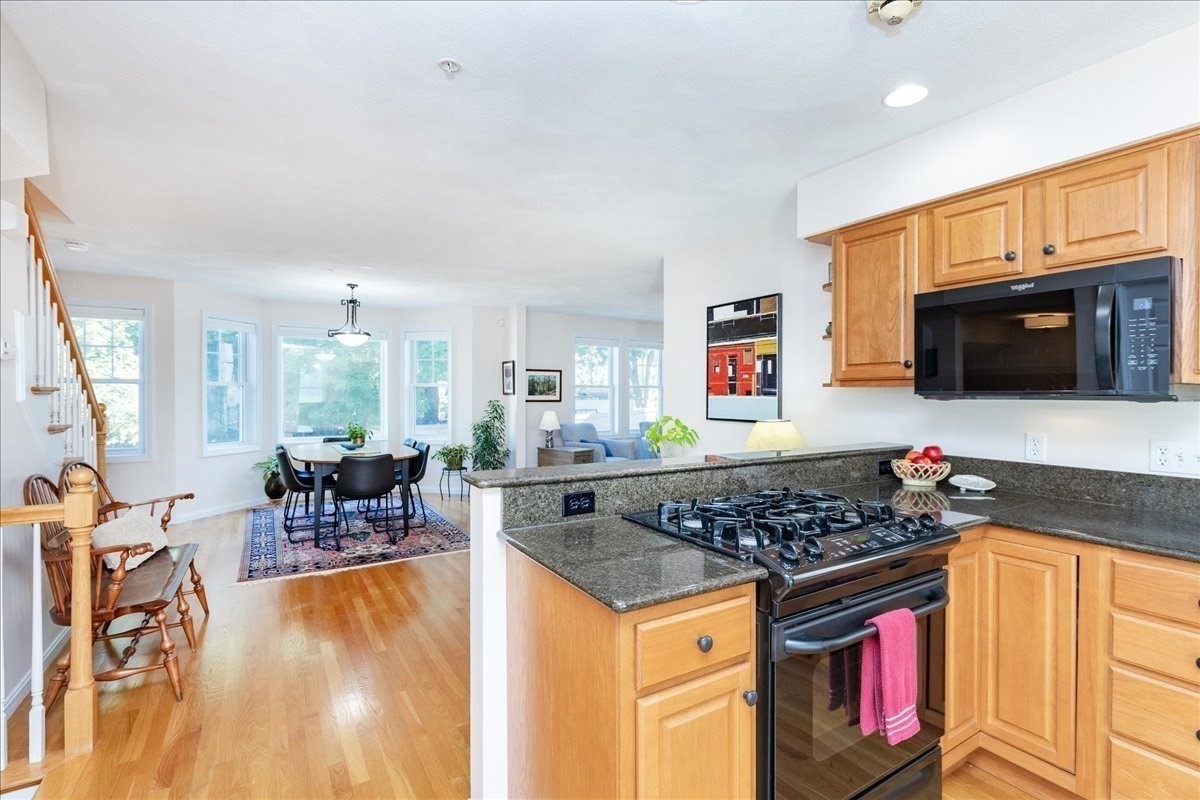 14-1/2 Roundy St # 4 Property Photo 21