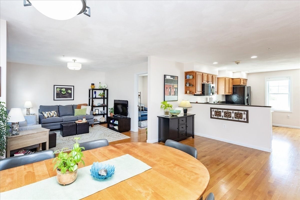 14-1/2 Roundy St # 4 Property Photo 22
