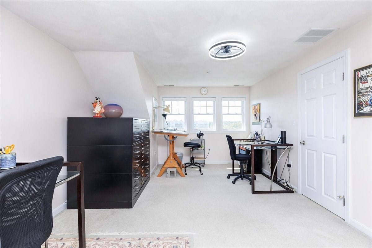 14-1/2 Roundy St # 4 Property Photo 32
