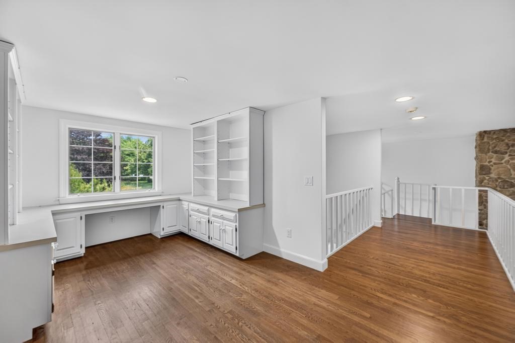 683 Neck Road Property Photo 31