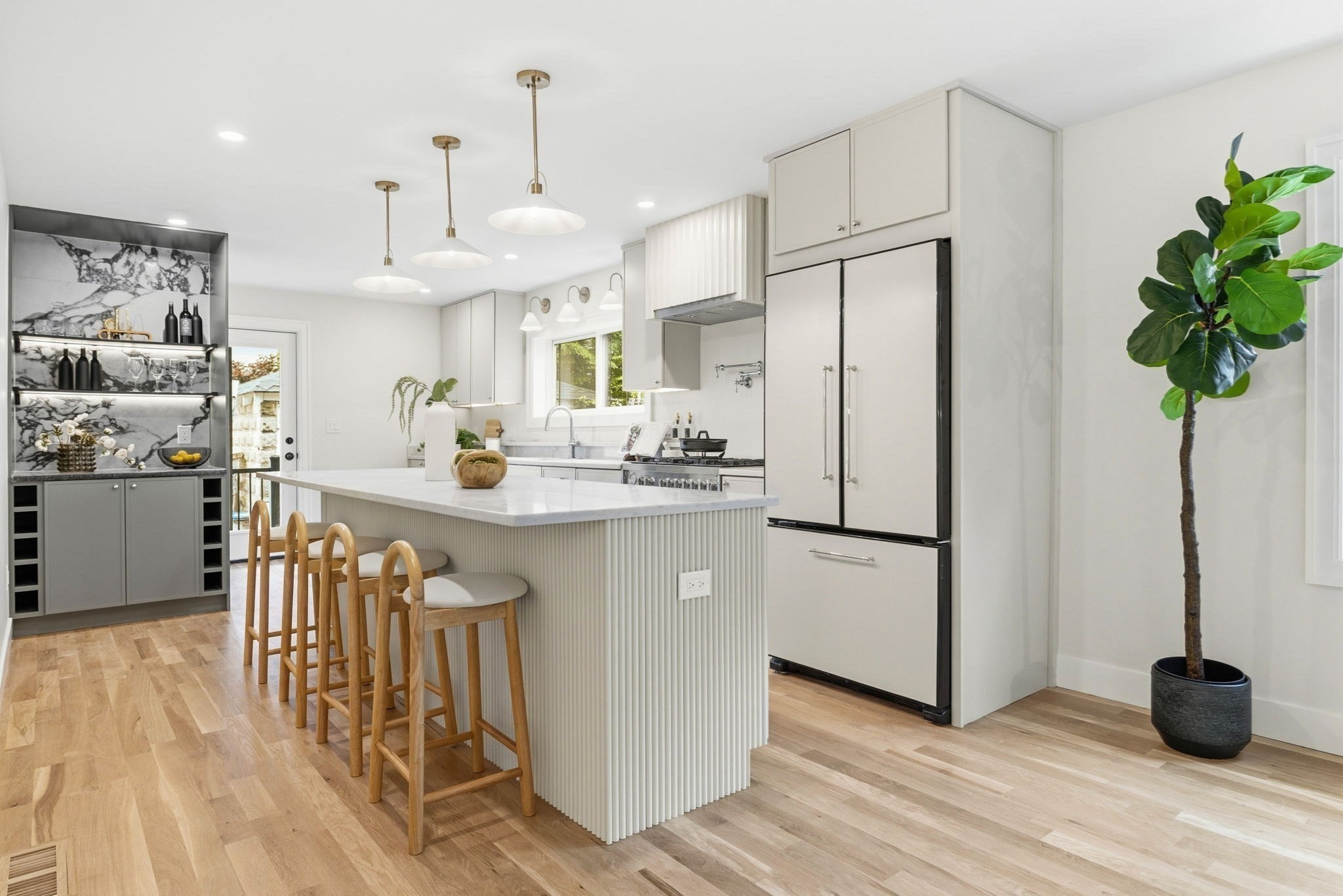 34-36 Governors Winthrop Rd # A Property Photo 6
