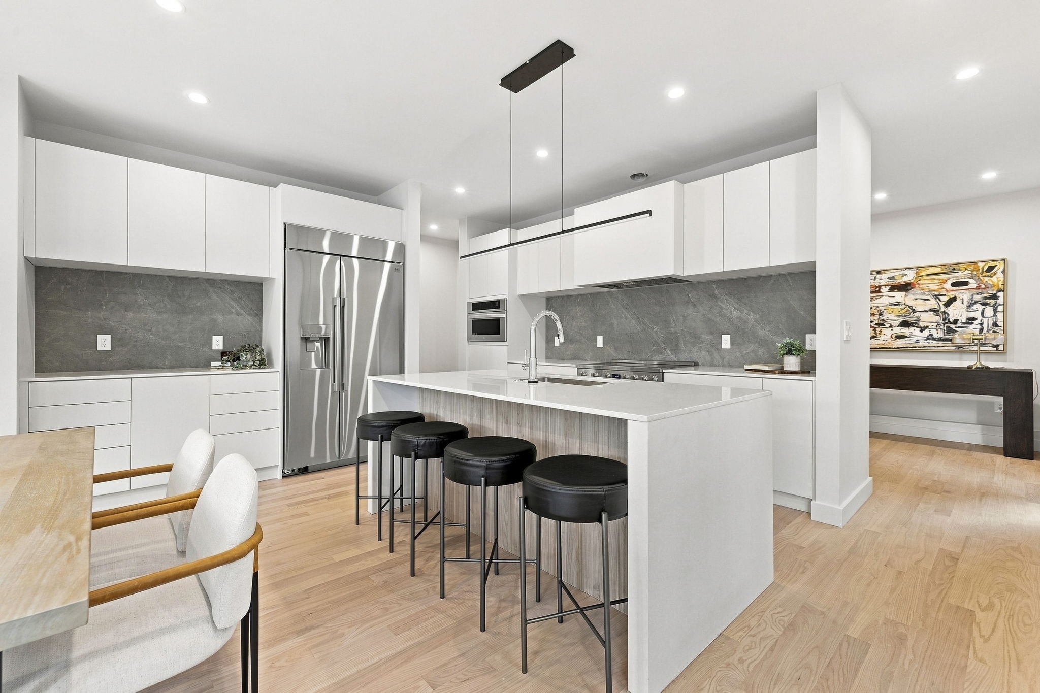 200 Belmont Street # 1 Property Photo 6