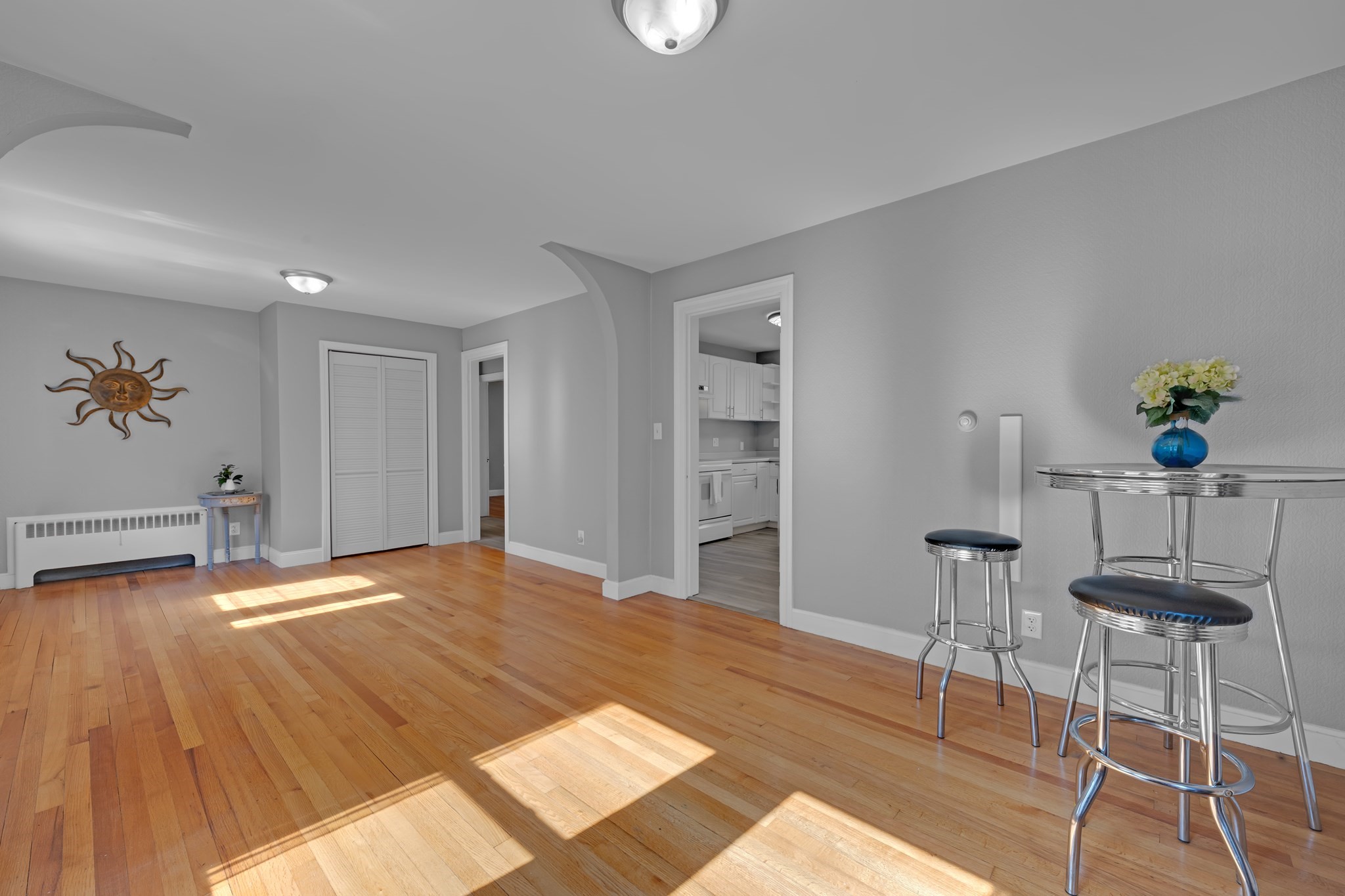 58 Randall St Property Photo 6