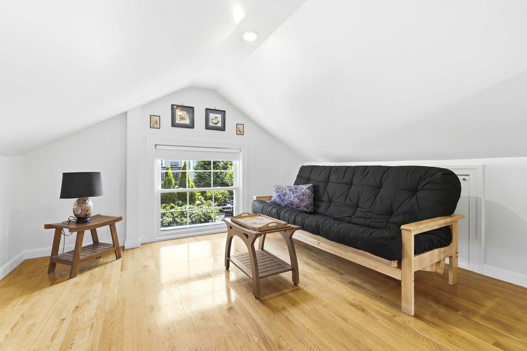 6r Fairview Ave Property Photo 12