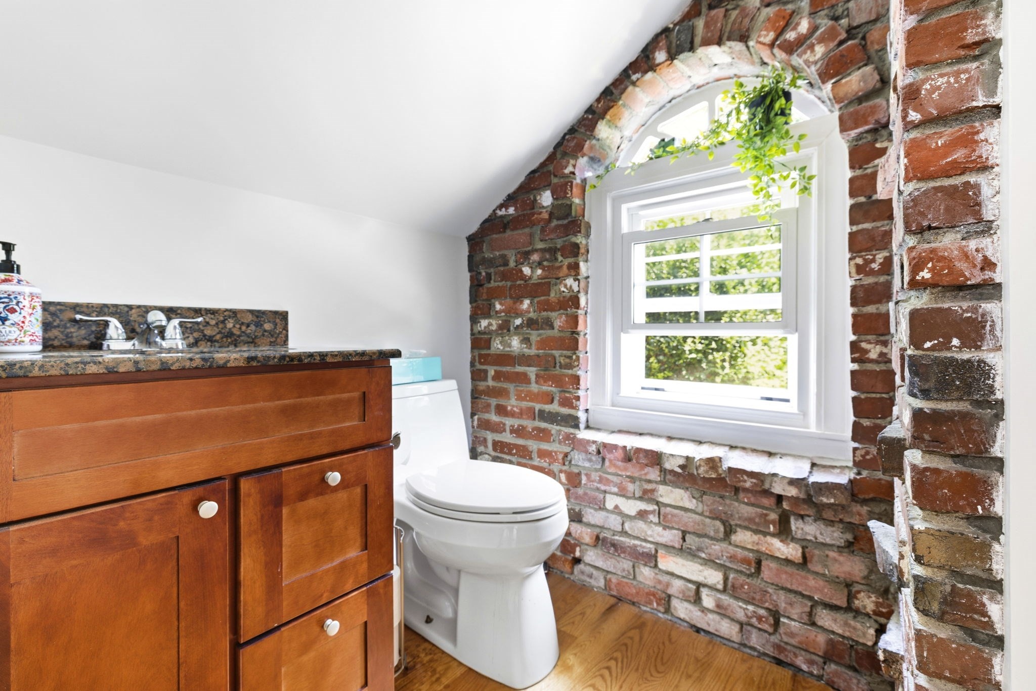 6r Fairview Ave Property Photo 23
