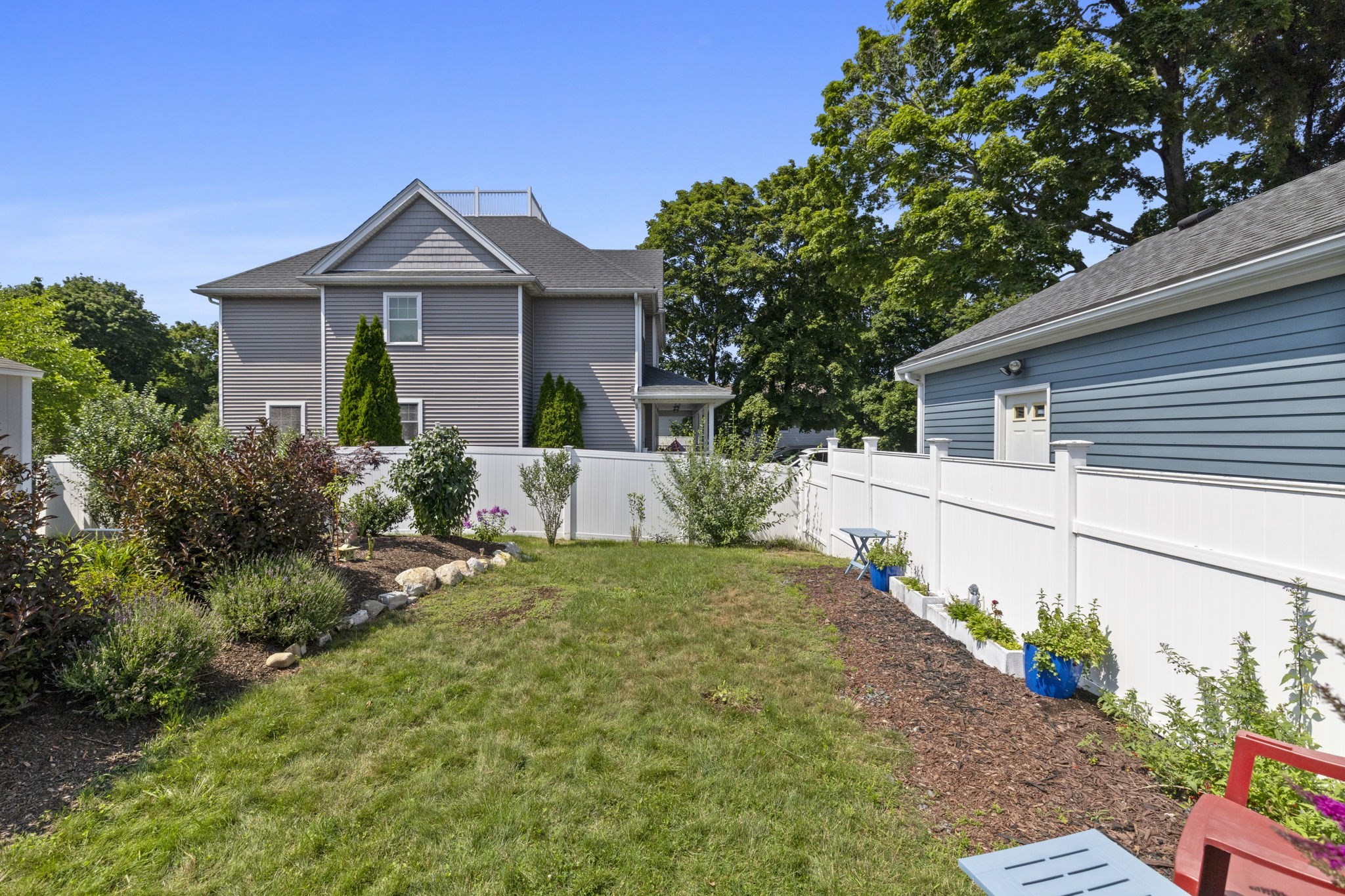 6r Fairview Ave Property Photo 30