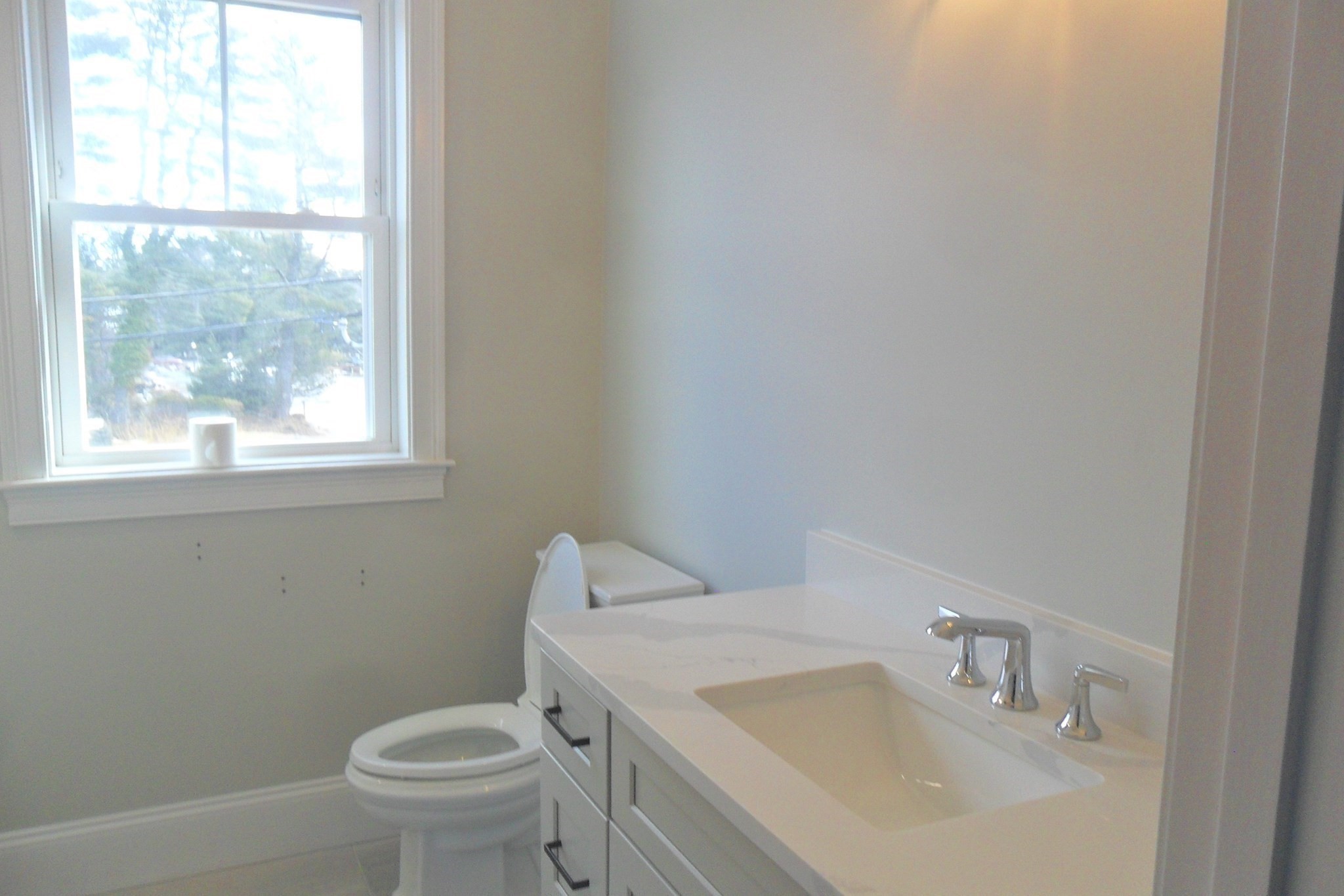 87 East Main Street # 87 Property Photo 27