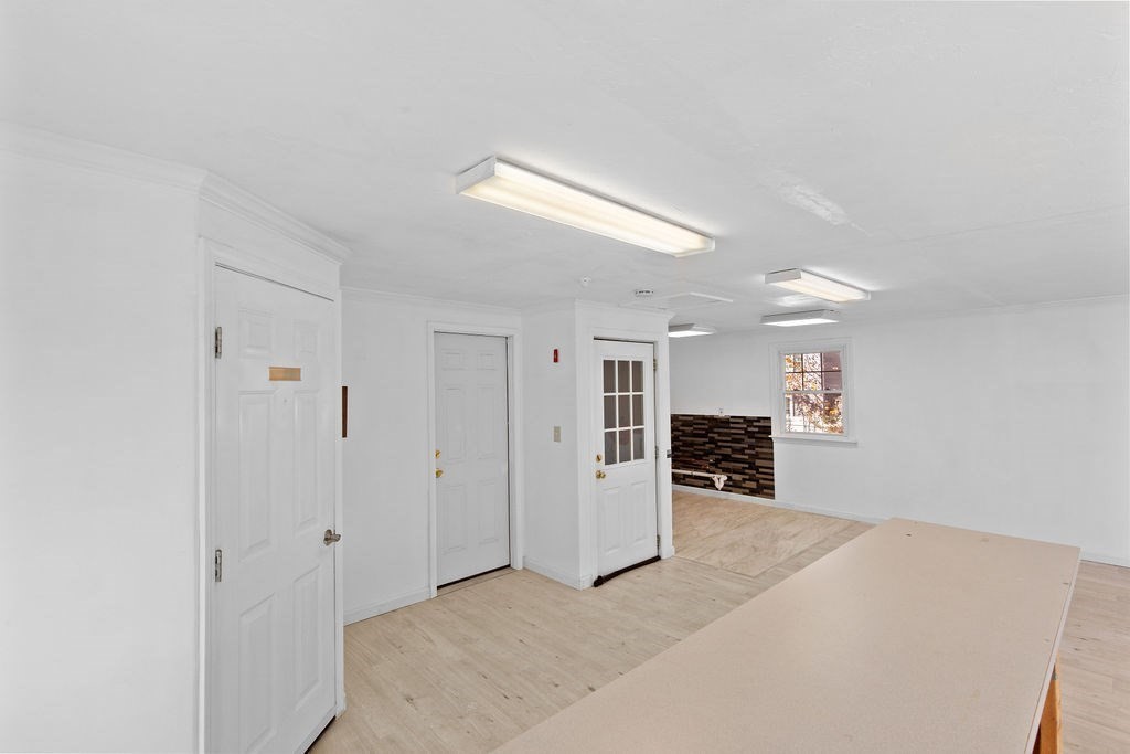 616 Centre St Property Photo 35