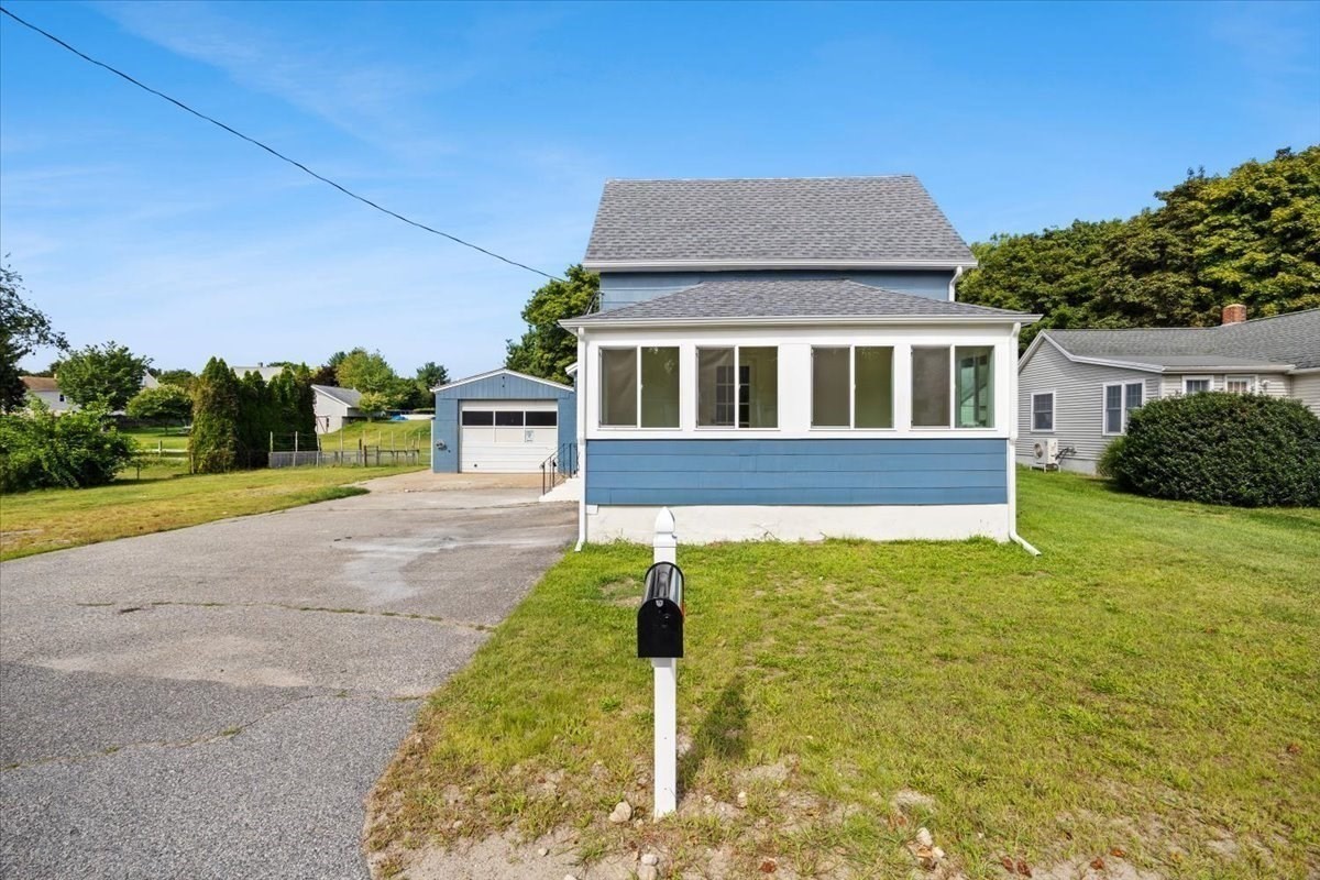 75 Ottawa St Property Photo 3