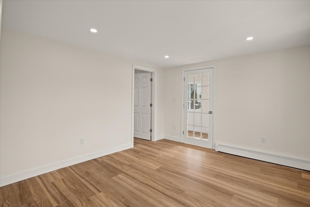 75 Ottawa St Property Photo 20