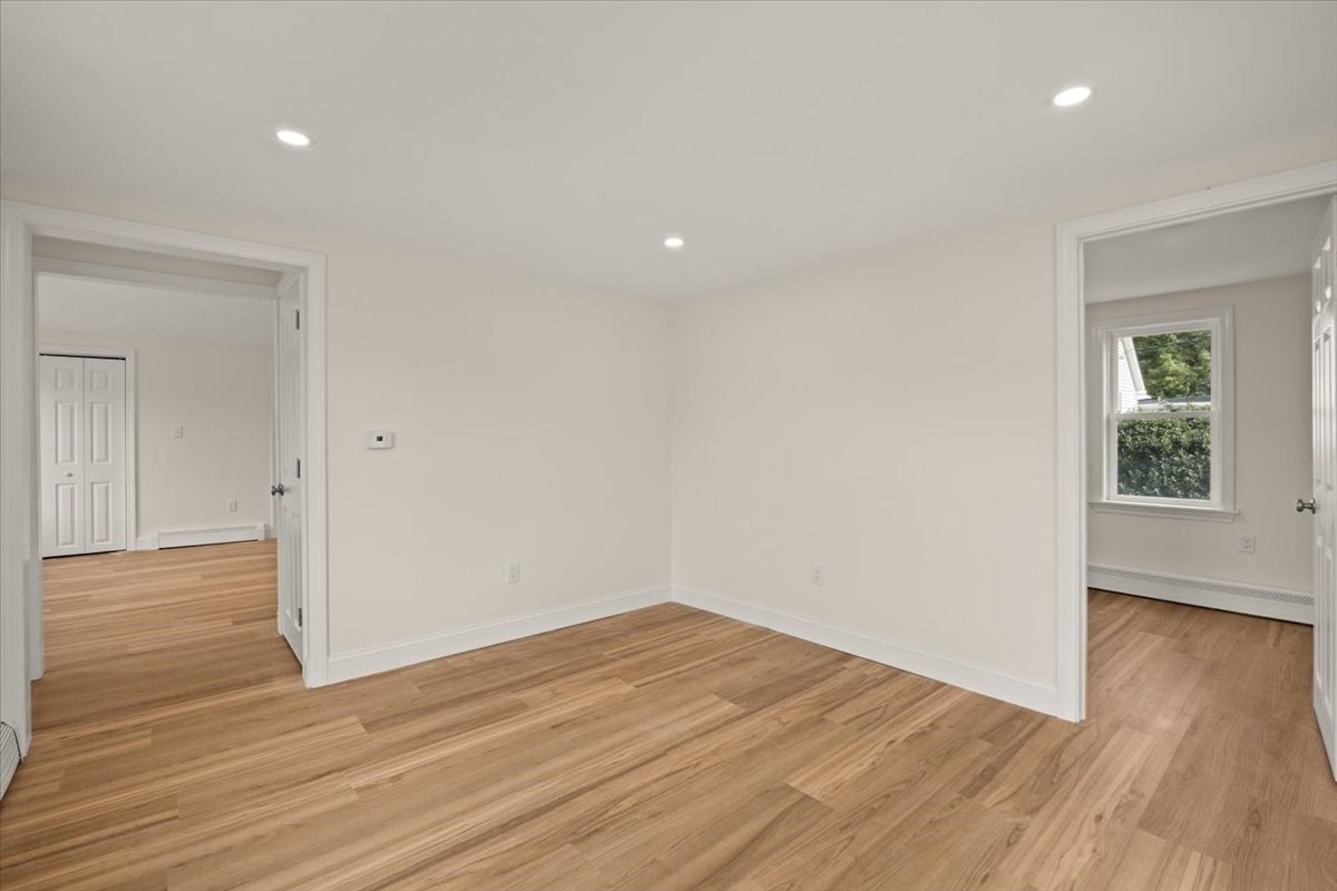 75 Ottawa St Property Photo 21