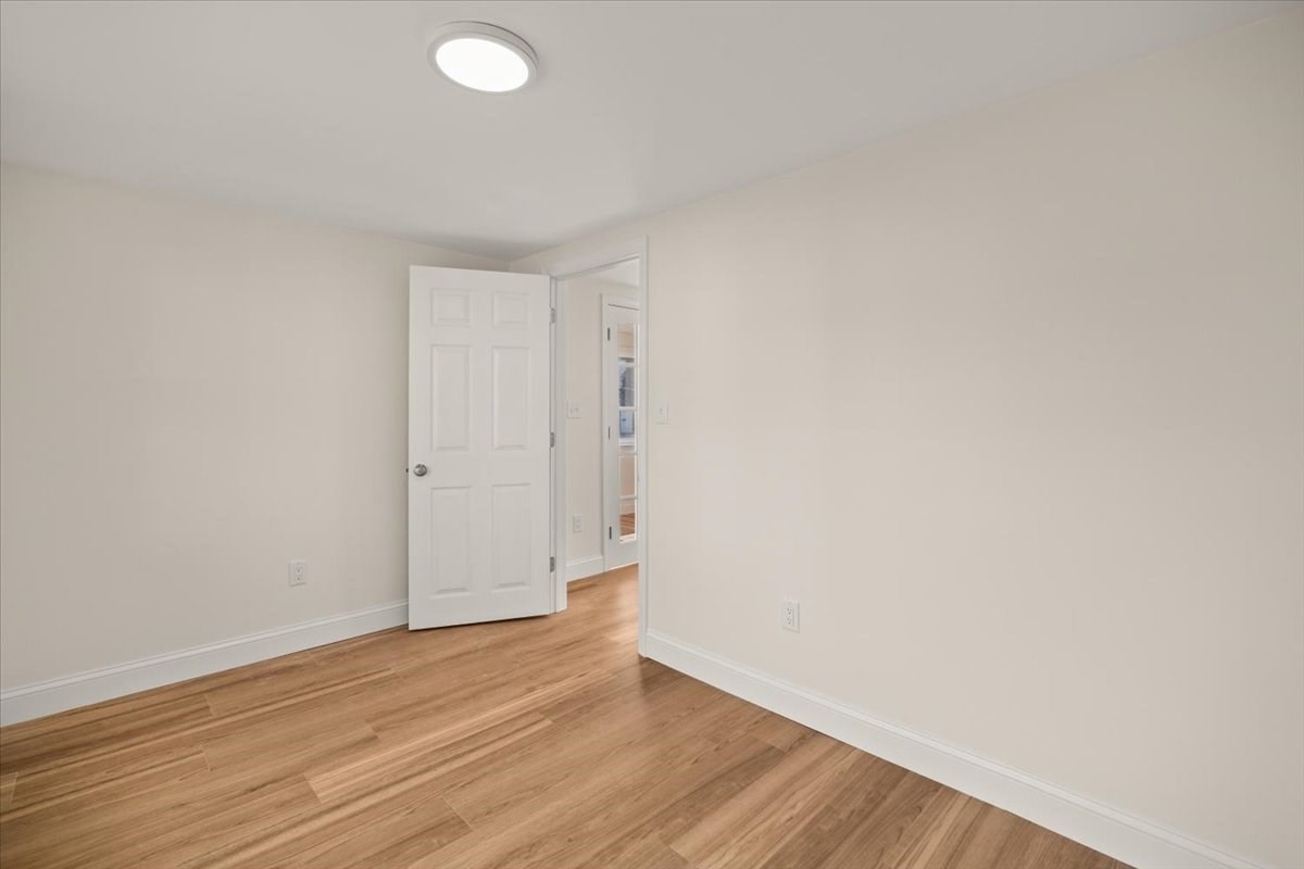 75 Ottawa St Property Photo 28