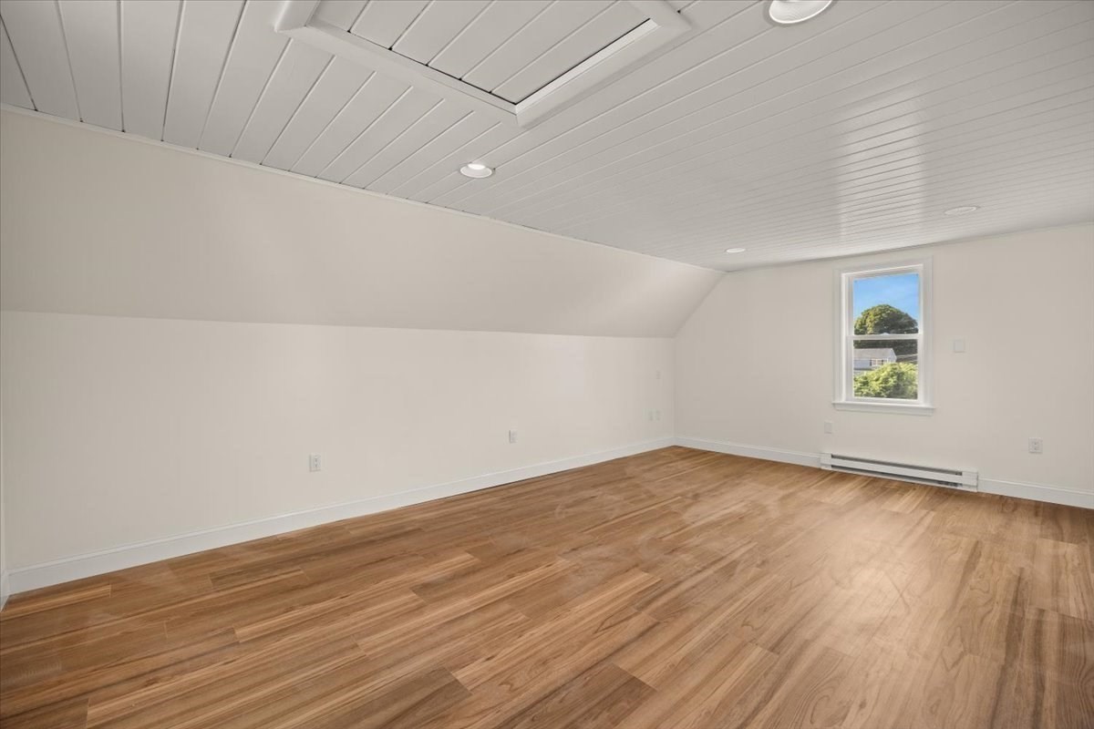 75 Ottawa St Property Photo 29