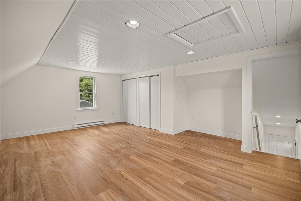 75 Ottawa St Property Photo 30