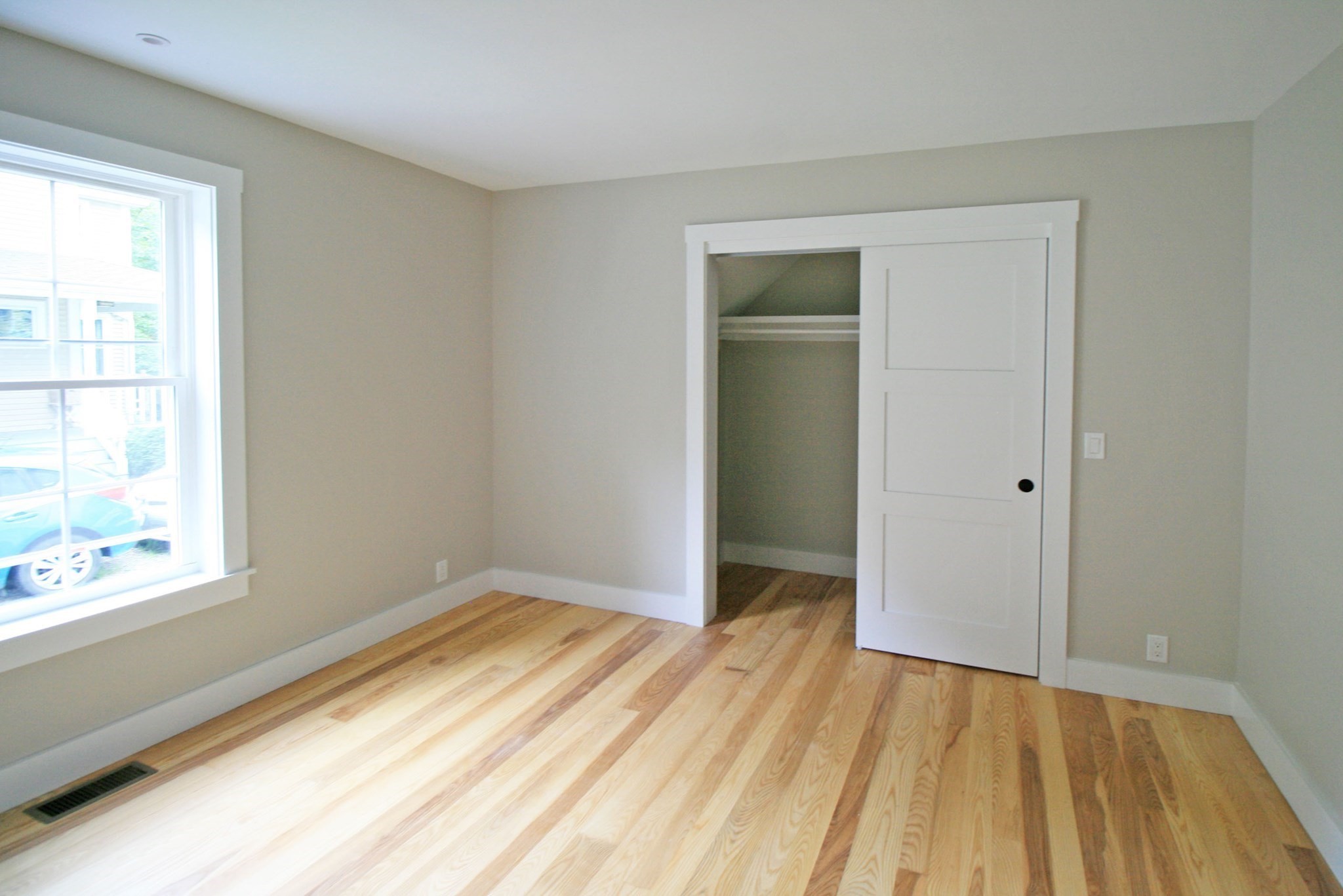 28 Northern Ave Property Photo 11