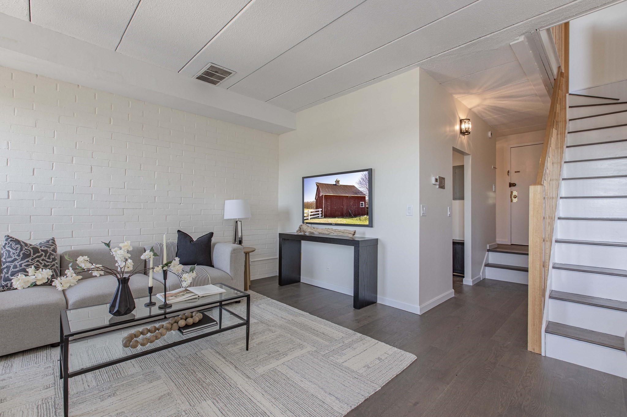 1856 Beacon Street Property Photo 11
