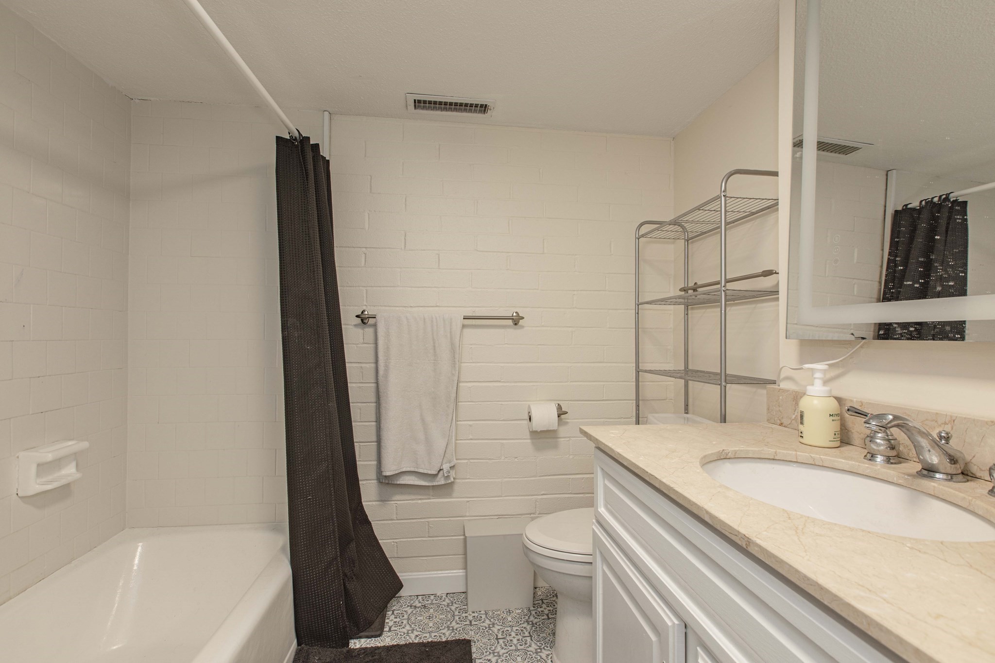 1856 Beacon Street Property Photo 23