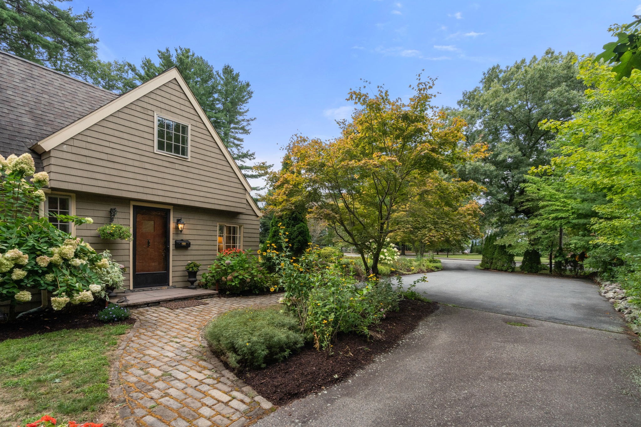180 Chapman Street Property Photo 4