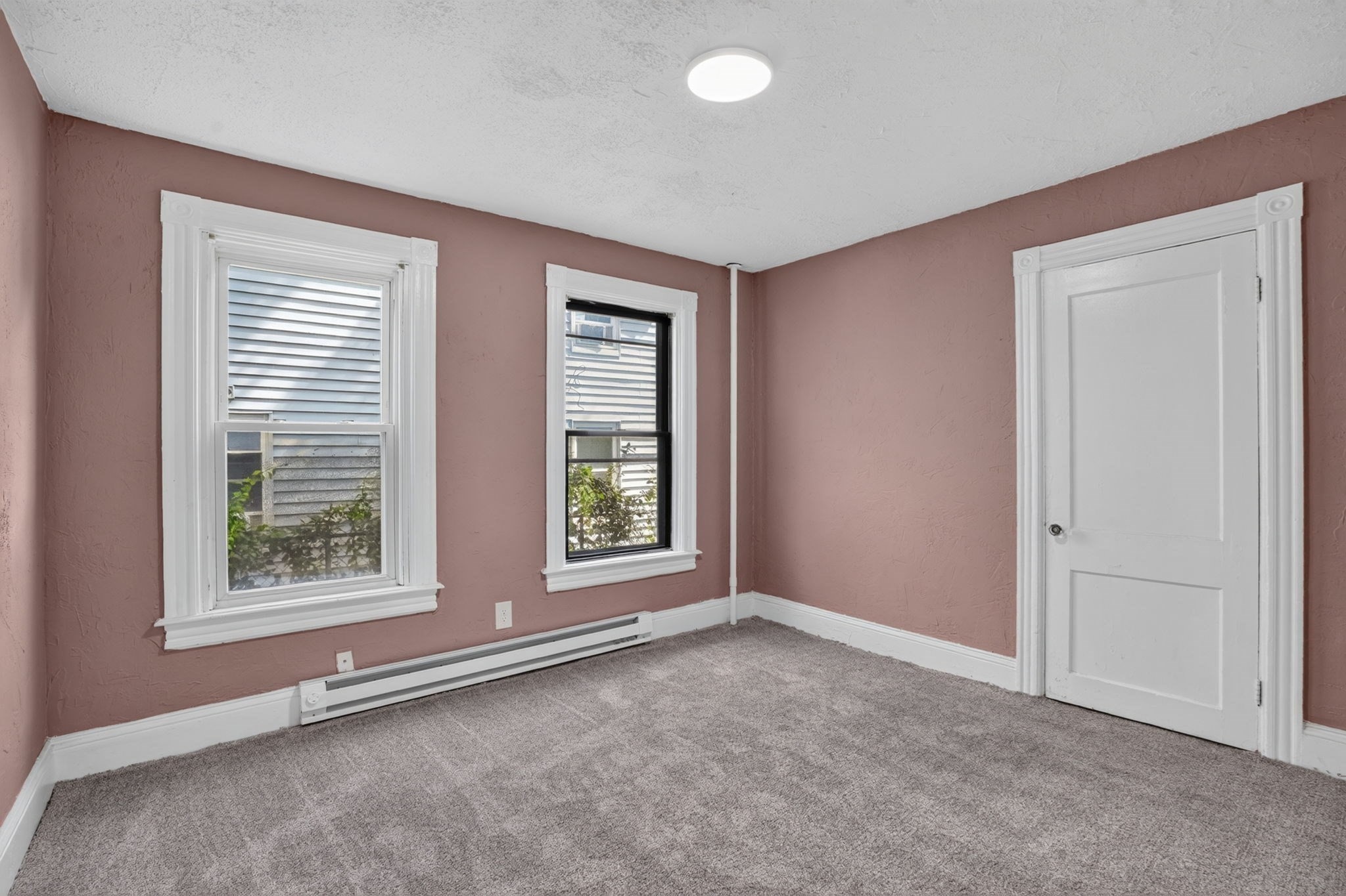 30 Pearl St Property Photo 5