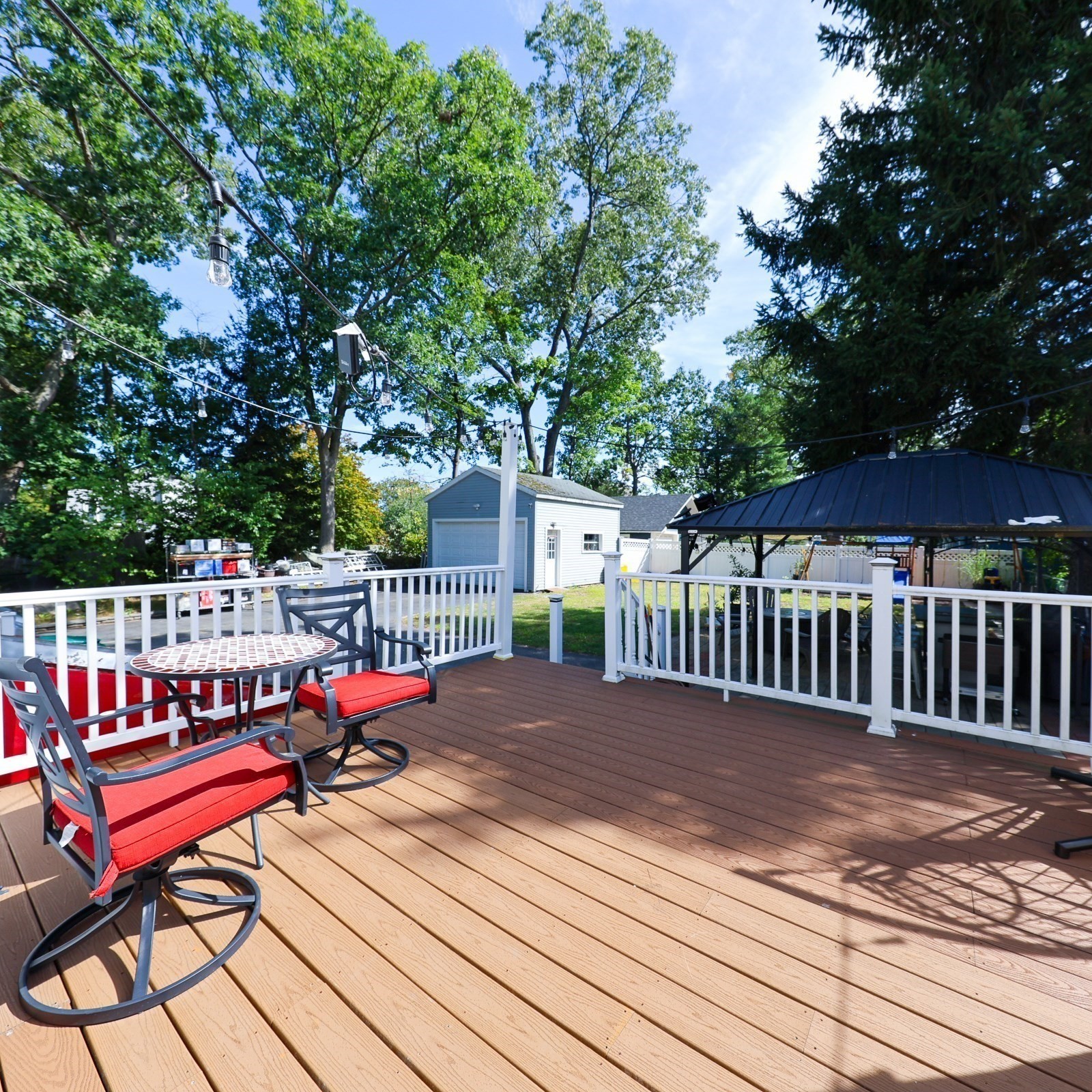 374 Pine St Property Photo 42