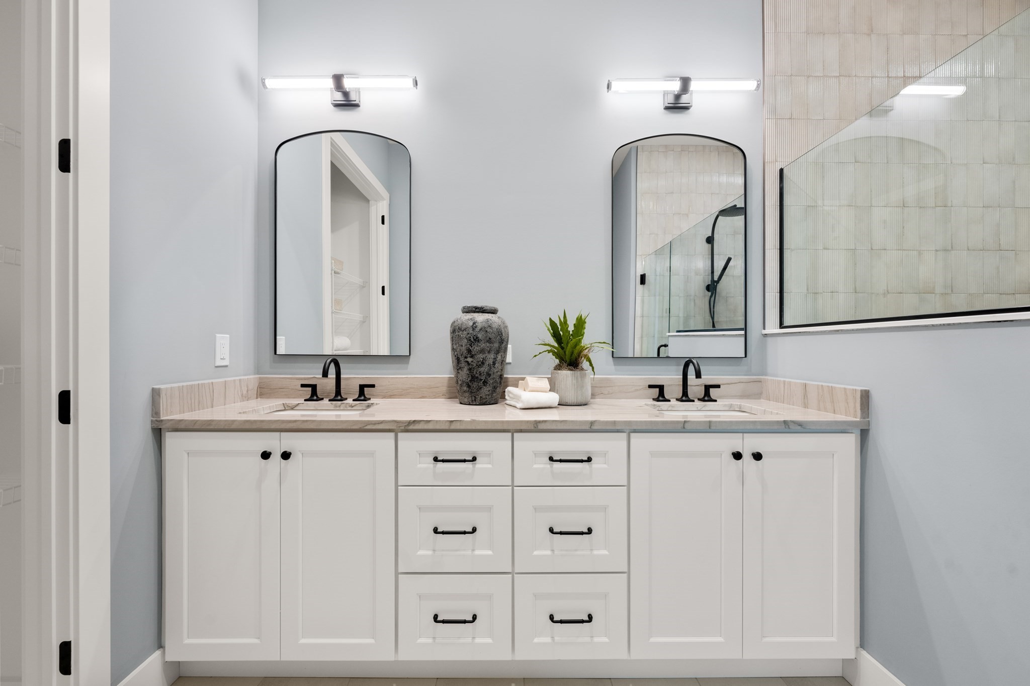 38 Broadleaf # 28 Property Photo 9