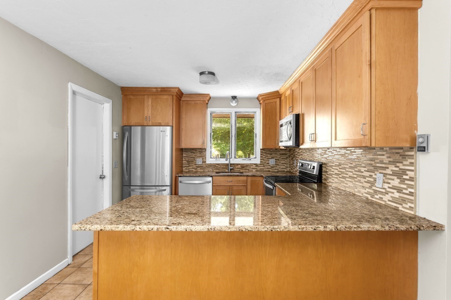 13 Emerson Way # 13 Property Photo 12