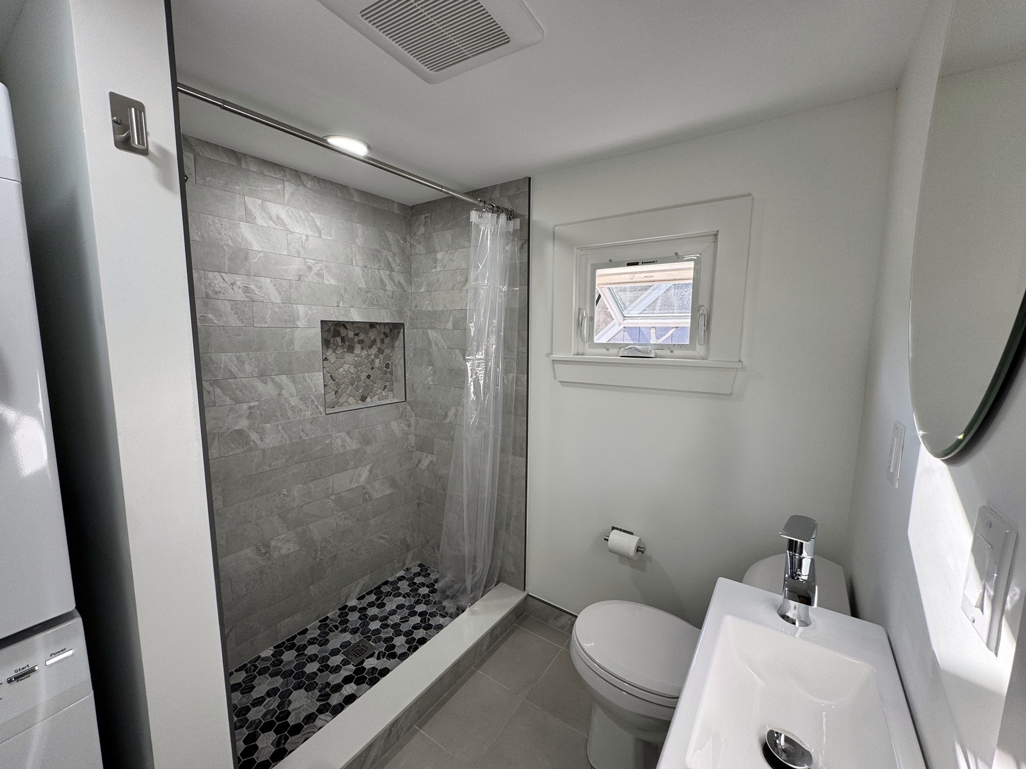 60 Story # A Property Photo 6