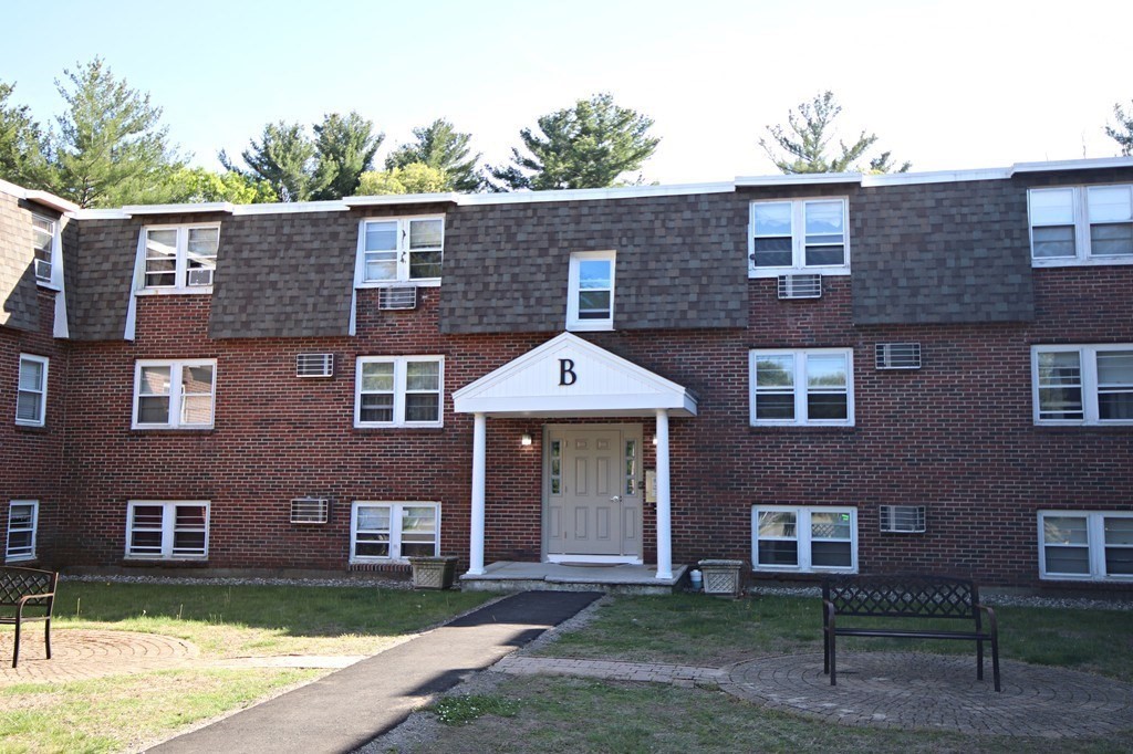 870 Haverhill St # 3b Property Photo 1